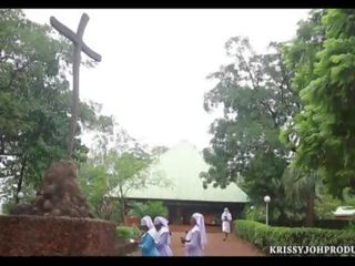 X névleges videó -ban a convent